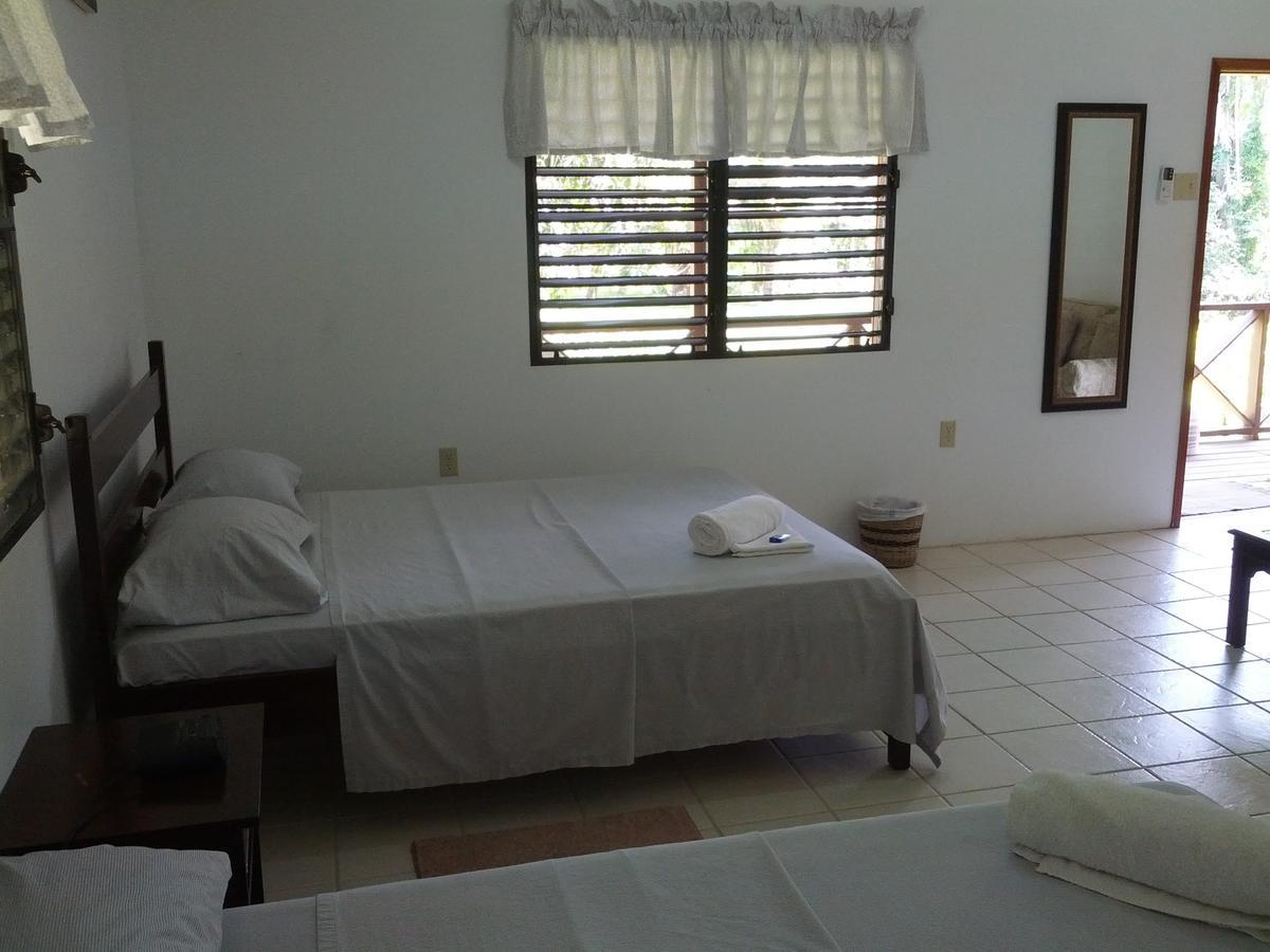 Nature Resort Bermudian Landing Exterior photo